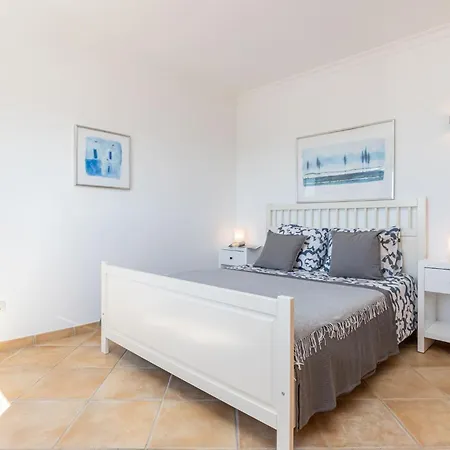 Appartement Mello With Sunny Balcony Conceição